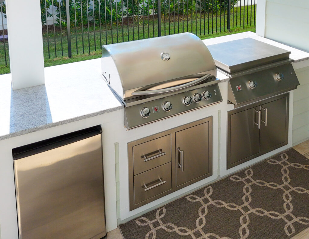 Pool Final Fixes E3 3000-70--6 - southernoutdoorspaces.com